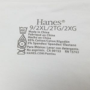 Hanes Intimates & Sleepwear - NWT No Panty Lines 3 Boyshort Underwears Hanes Intimates & Sleepwear - NWT No Panty Lines 3 Boyshort Underwears